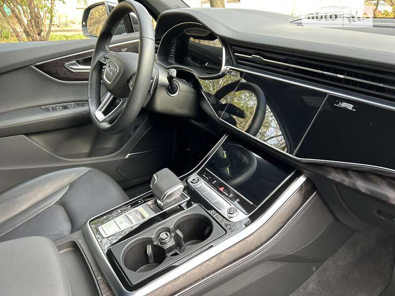 Внедорожник / Кроссовер Audi Q7 2020 в Львове