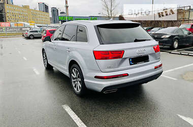 Внедорожник / Кроссовер Audi Q7 2019 в Киеве