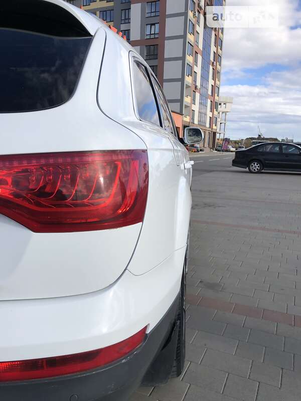 Внедорожник / Кроссовер Audi Q7 2010 в Тернополе