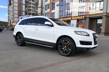 Внедорожник / Кроссовер Audi Q7 2010 в 