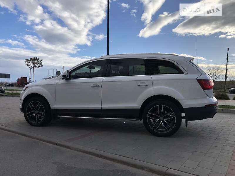Внедорожник / Кроссовер Audi Q7 2010 в Тернополе