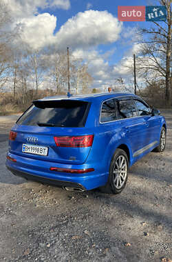 Внедорожник / Кроссовер Audi Q7 2016 в Сумах