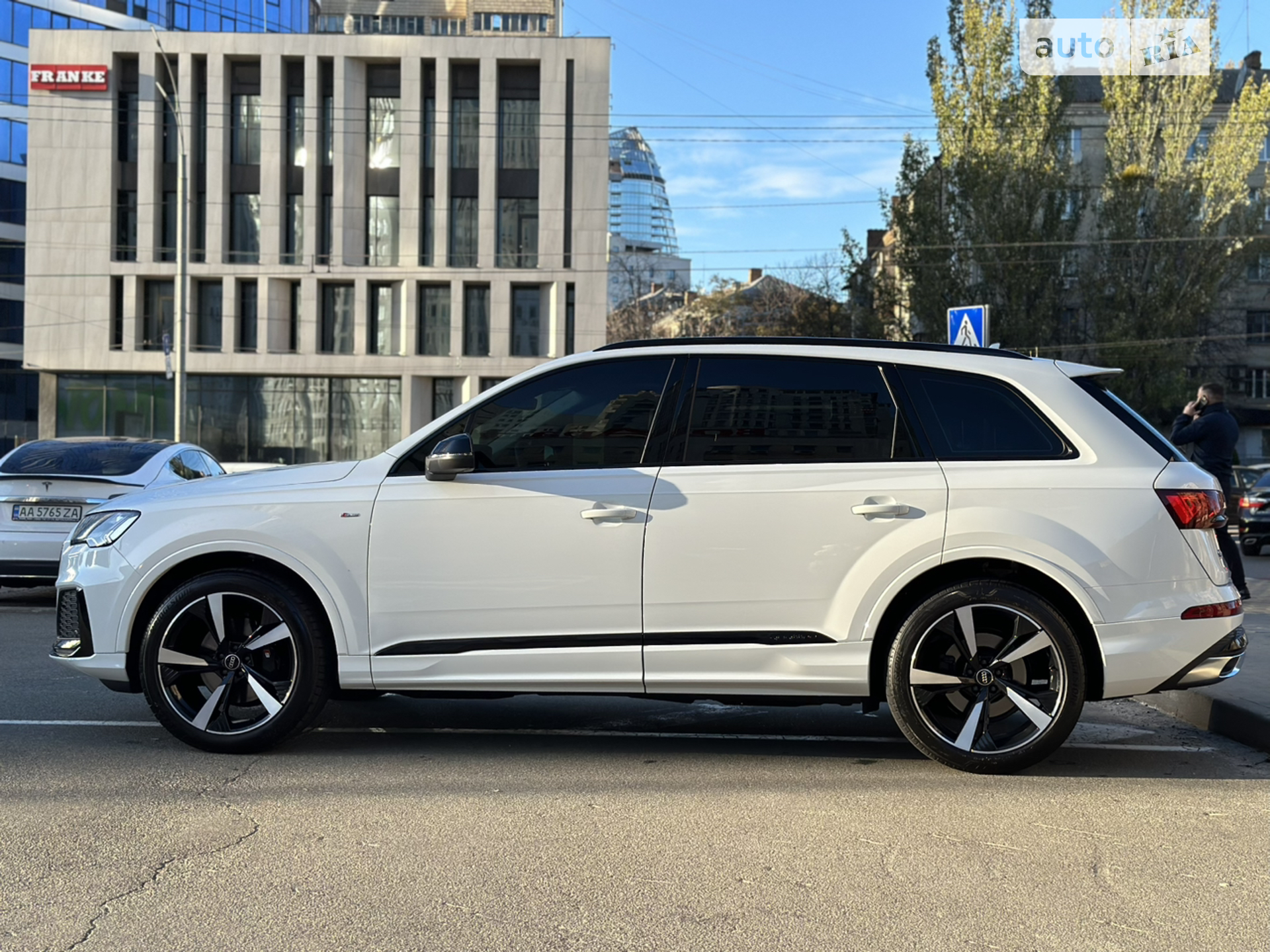 2023 Audi Q7 - фото 1