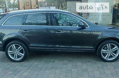 Внедорожник / Кроссовер Audi Q7 2010 в Коломые