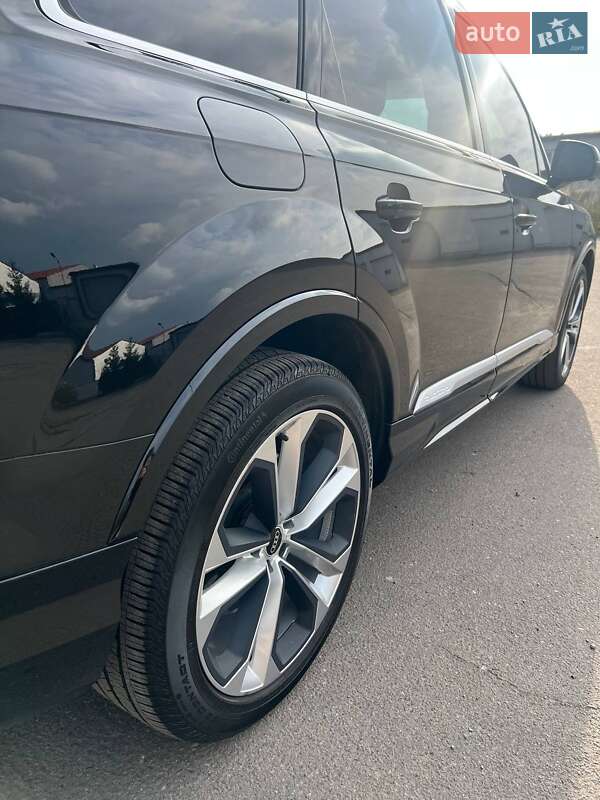 Внедорожник / Кроссовер Audi Q7 2021 в Львове
