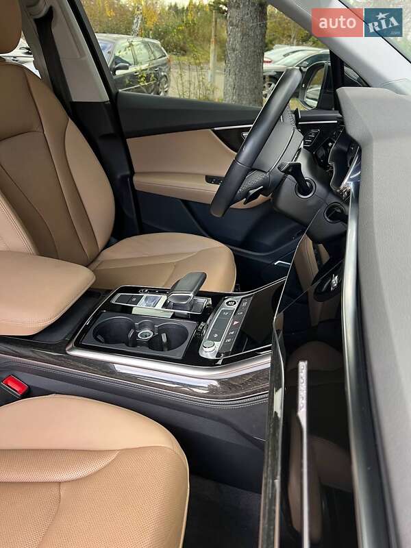 Внедорожник / Кроссовер Audi Q7 2021 в Львове