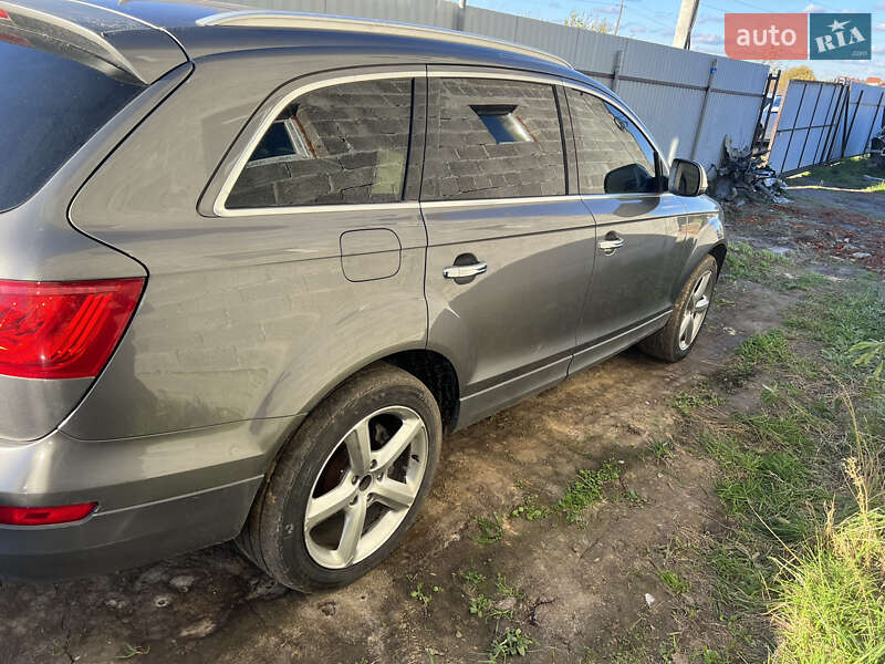 Внедорожник / Кроссовер Audi Q7 2011 в Львове
