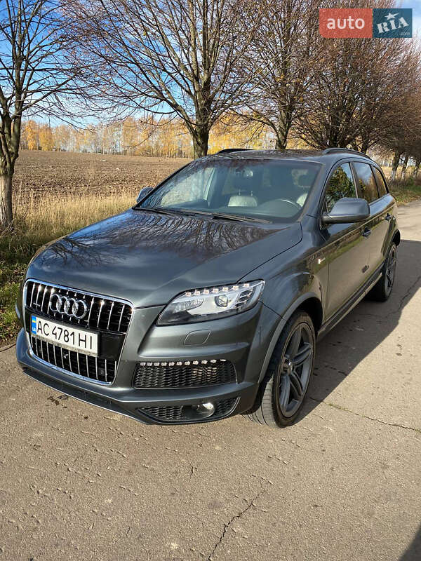 Внедорожник / Кроссовер Audi Q7 2014 в Луцке