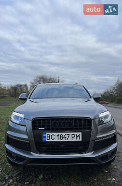 Внедорожник / Кроссовер Audi Q7 2014 в 