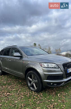 Внедорожник / Кроссовер Audi Q7 2014 в 