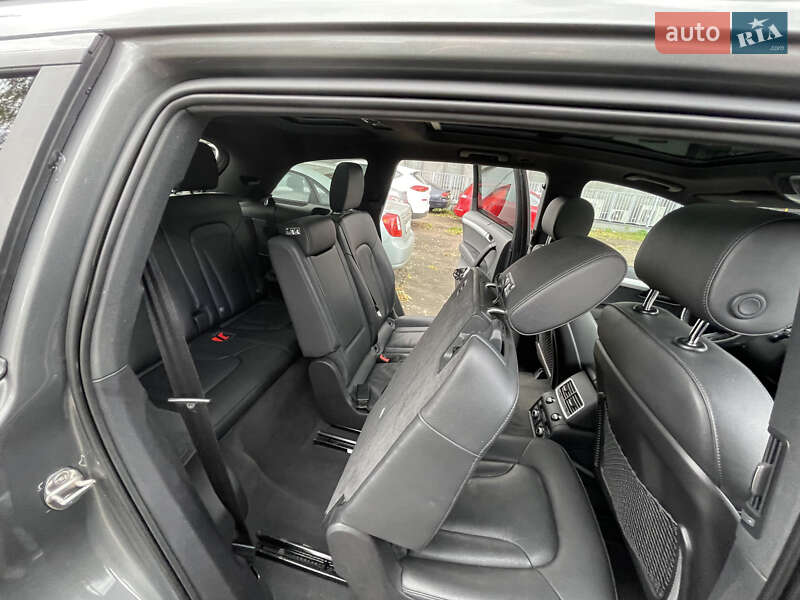 Позашляховик / Кросовер Audi Q7 2014 в Львові