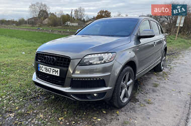 Внедорожник / Кроссовер Audi Q7 2014 в 