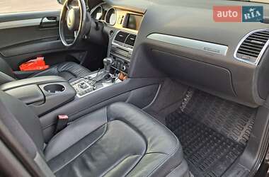 Внедорожник / Кроссовер Audi Q7 2015 в 