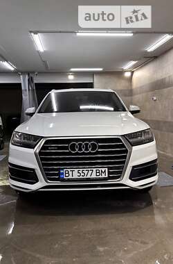 Позашляховик / Кросовер Audi Q7 2015 в Одесі