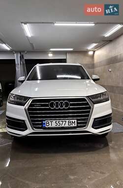 Внедорожник / Кроссовер Audi Q7 2015 в Одессе