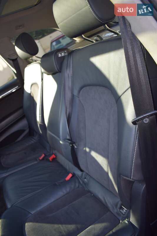 Внедорожник / Кроссовер Audi Q7 2006 в Киеве