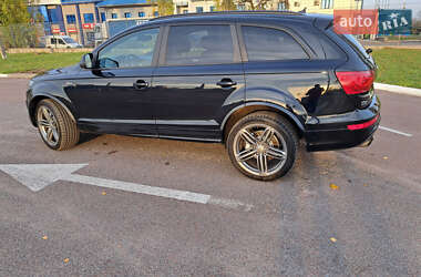Внедорожник / Кроссовер Audi Q7 2015 в 