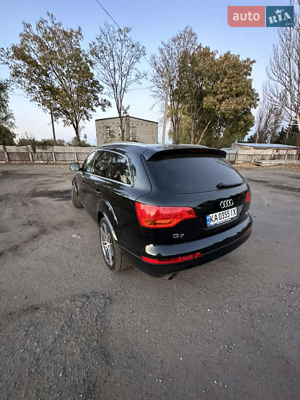 Позашляховик / Кросовер Audi Q7 2008 в Царичанці