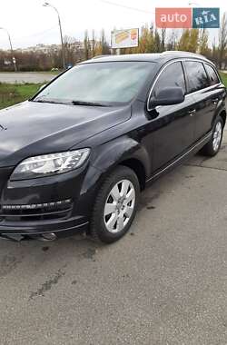 Внедорожник / Кроссовер Audi Q7 2013 в Киеве