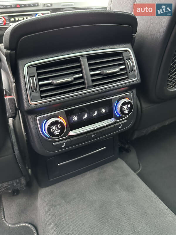 Внедорожник / Кроссовер Audi Q7 2016 в Хусте фото 21 Внедорожник / Кроссовер Audi Q7 2016 в Хусте