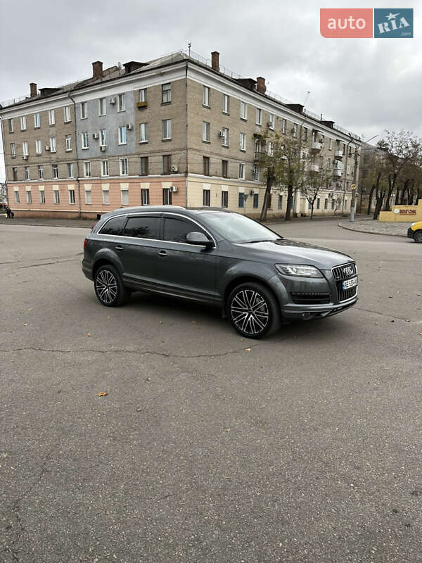 Внедорожник / Кроссовер Audi Q7 2012 в Кривом Роге