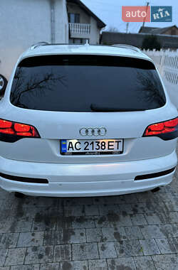 Внедорожник / Кроссовер Audi Q7 2009 в 