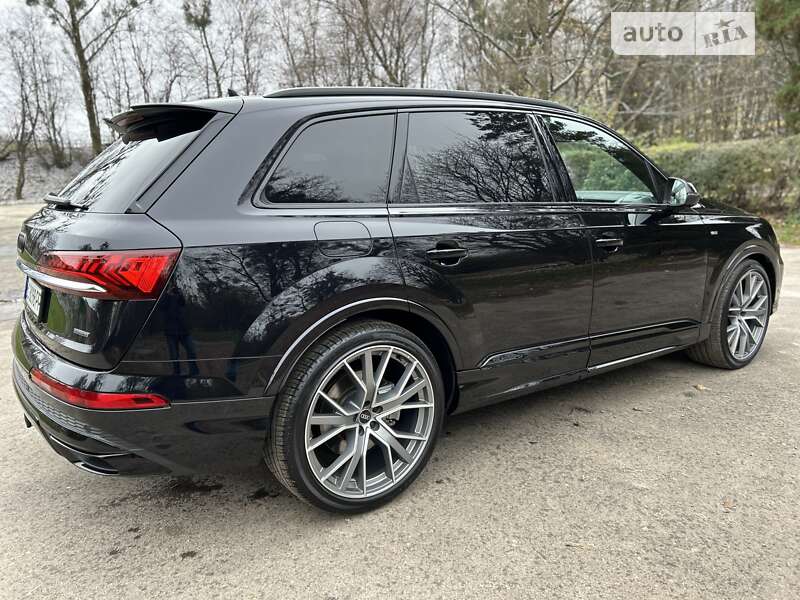 Внедорожник / Кроссовер Audi Q7 2020 в Львове