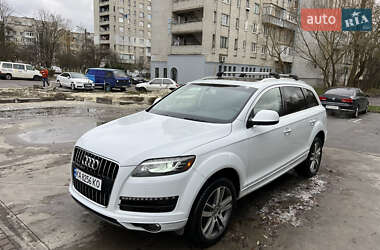 Внедорожник / Кроссовер Audi Q7 2014 в 