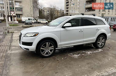 Внедорожник / Кроссовер Audi Q7 2014 в 