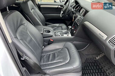 Внедорожник / Кроссовер Audi Q7 2014 в 