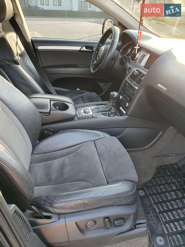Внедорожник / Кроссовер Audi Q7 2007 в Ужгороде