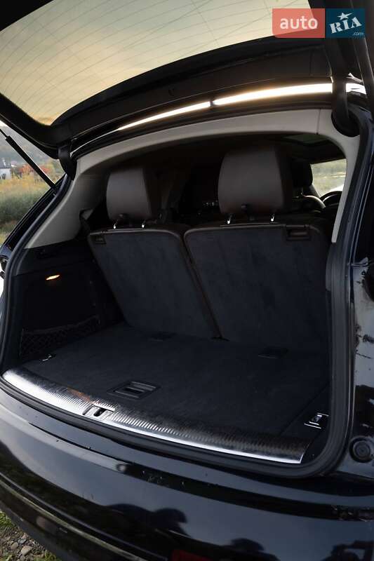 Позашляховик / Кросовер Audi Q7 2013 в Івано-Франківську