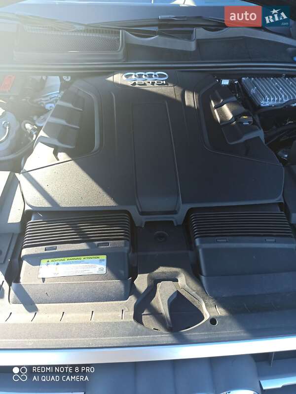 Внедорожник / Кроссовер Audi Q7 2017 в Ананьеве