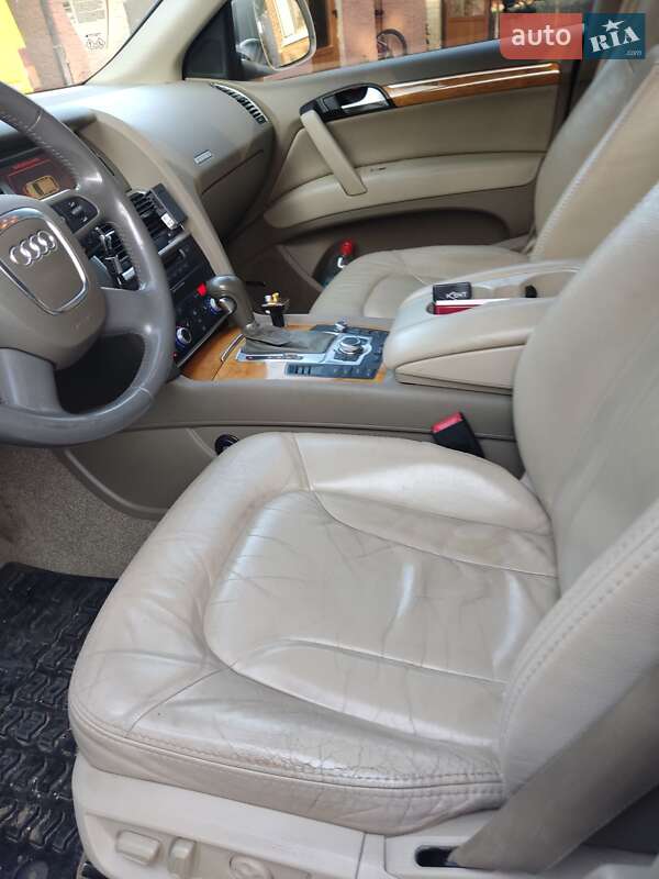 Позашляховик / Кросовер Audi Q7 2006 в Кропивницькому