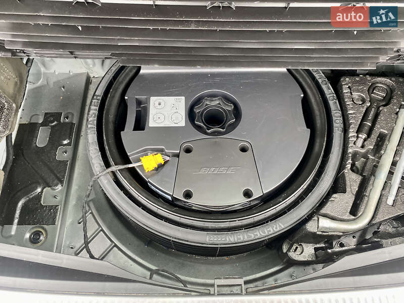 Внедорожник / Кроссовер Audi Q7 2012 в Виннице