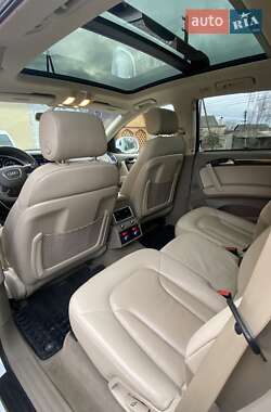 Внедорожник / Кроссовер Audi Q7 2013 в Звягеле