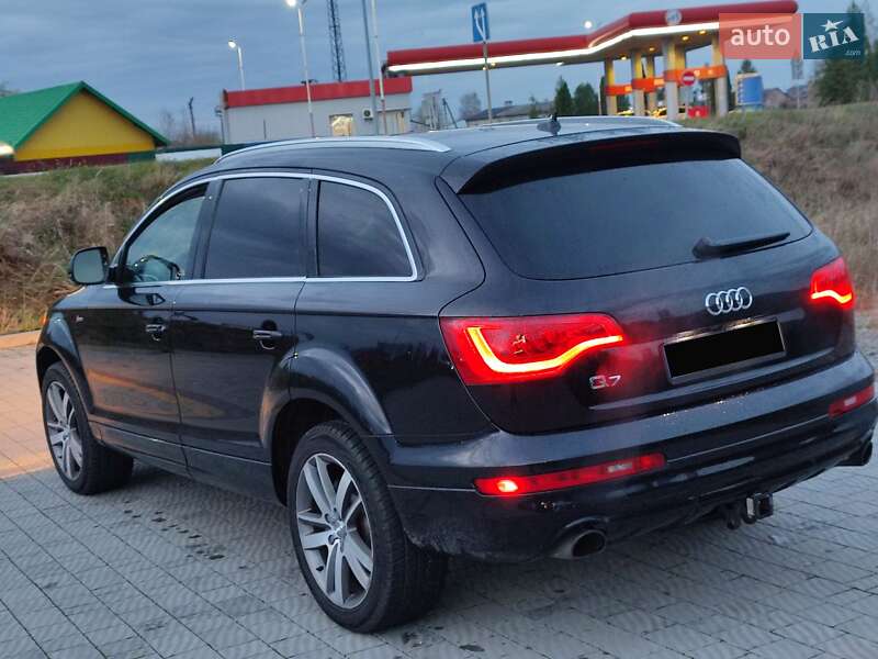 Внедорожник / Кроссовер Audi Q7 2013 в Стрые