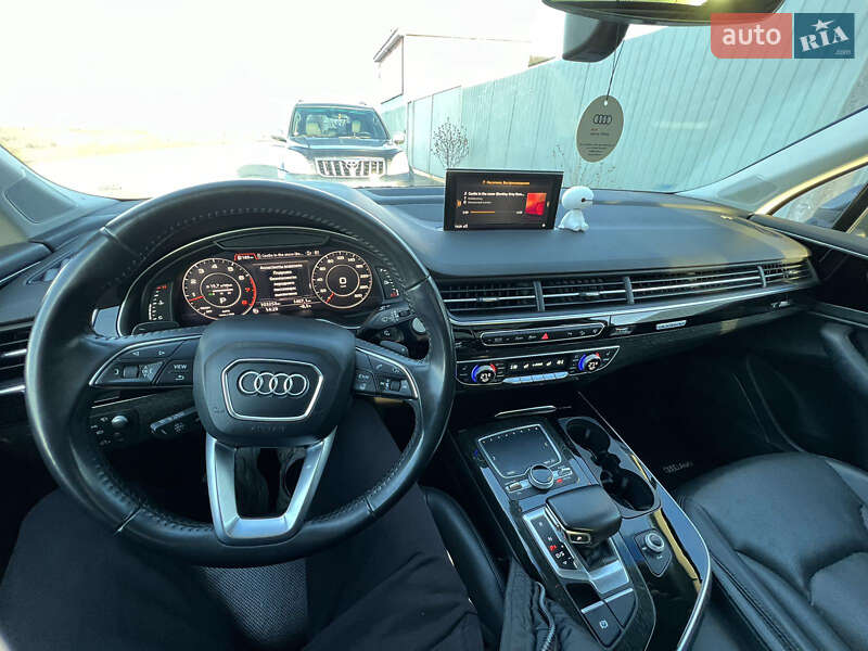 Внедорожник / Кроссовер Audi Q7 2016 в Белой Церкви