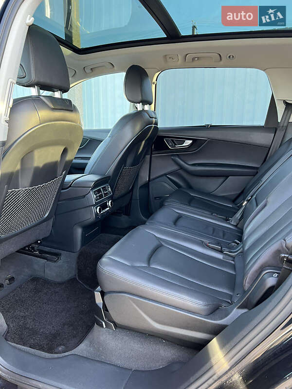 Внедорожник / Кроссовер Audi Q7 2016 в Белой Церкви