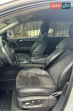 Внедорожник / Кроссовер Audi Q7 2014 в Киеве