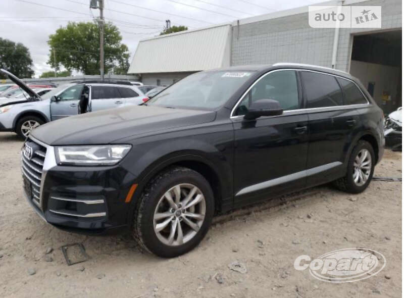 Внедорожник / Кроссовер Audi Q7 2015 в Косове