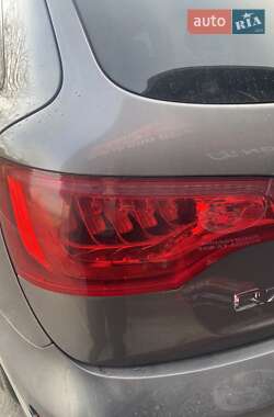Внедорожник / Кроссовер Audi Q7 2010 в 