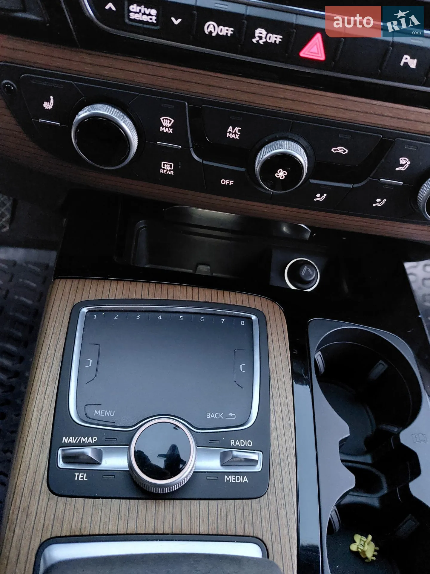 2016 Audi Q7 - мініатюра 30