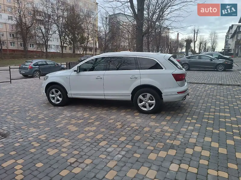 Audi Q7 2015 VIN WA1LMAFE1FD028704 фото оголошення 3 з 89