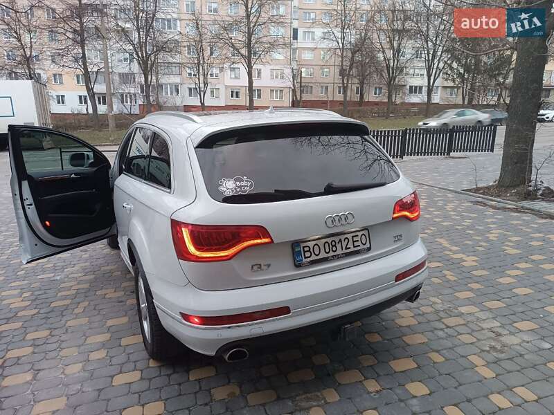 Внедорожник / Кроссовер Audi Q7 2015 в Тернополе