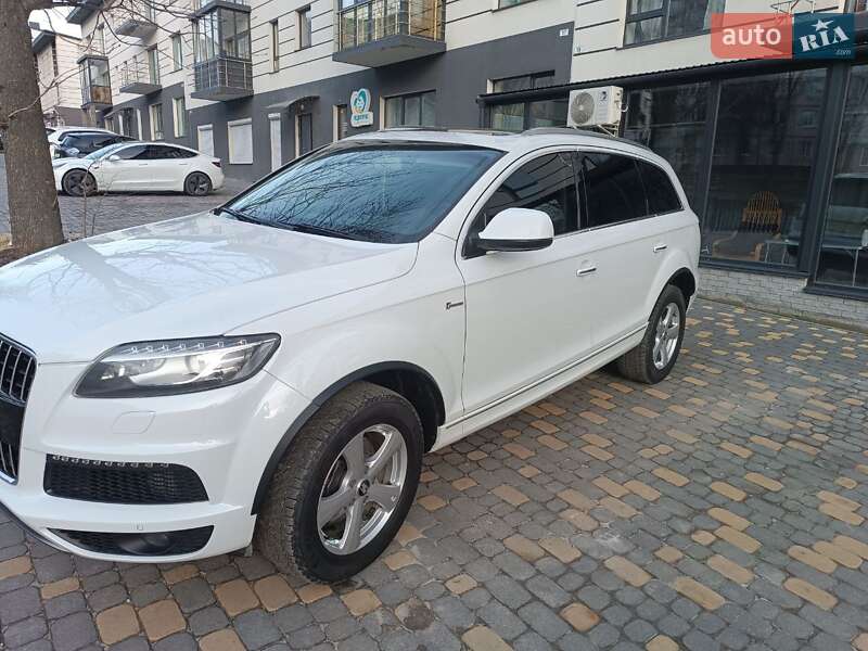 Внедорожник / Кроссовер Audi Q7 2015 в Тернополе