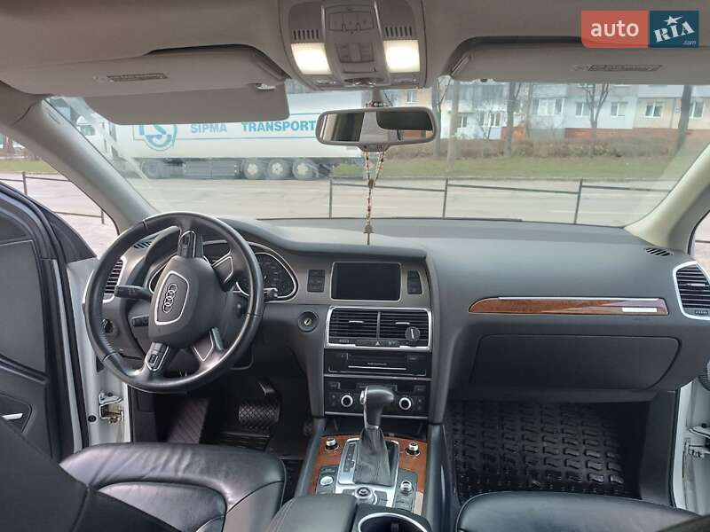 Внедорожник / Кроссовер Audi Q7 2015 в Тернополе