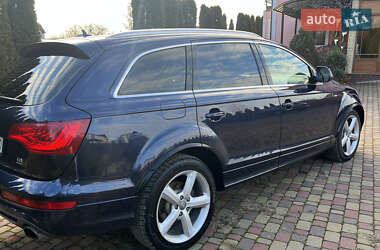 Внедорожник / Кроссовер Audi Q7 2013 в 