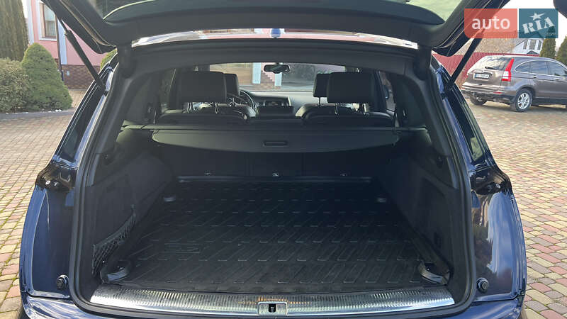 Внедорожник / Кроссовер Audi Q7 2013 в Каменец-Подольском