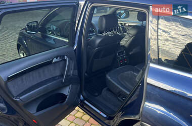 Внедорожник / Кроссовер Audi Q7 2013 в 